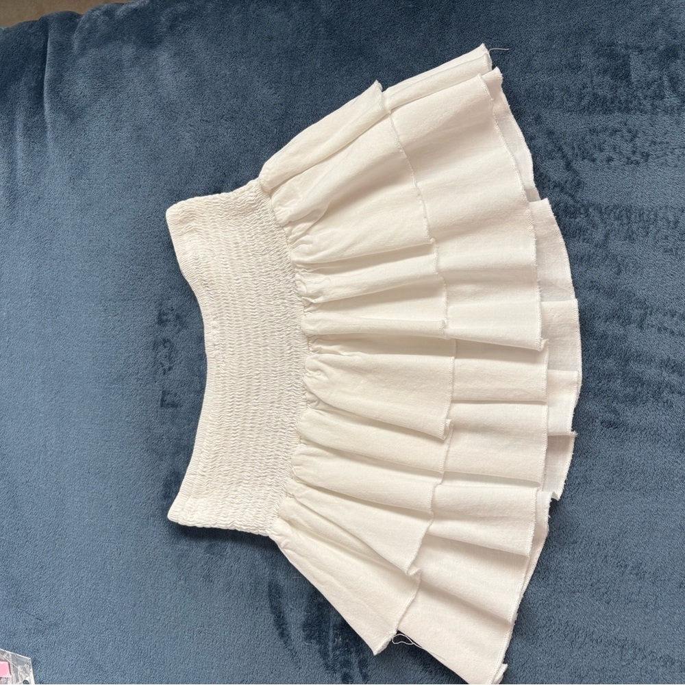 White ruffle mini Skirt